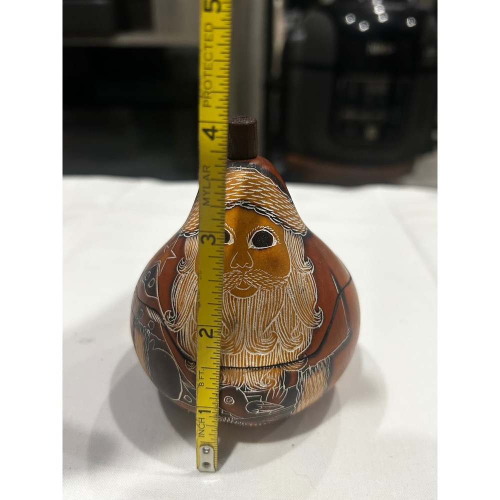 Lucuma Santa Claus Handcarved Gourd Trinket Box Folk Art Christmas Decor Small - Picture 7 of 7